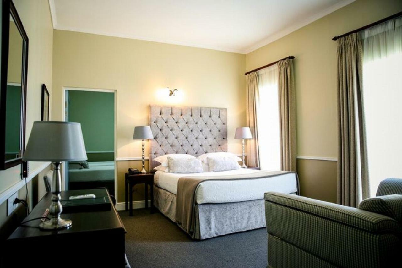 Queens Hotel By Bon Hotels Oudtshoorn Bagian luar foto